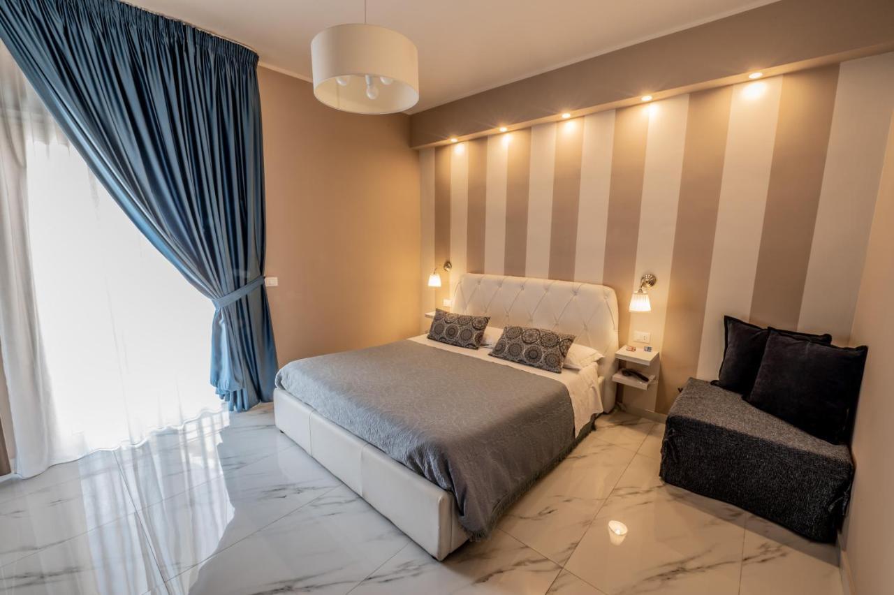 Eolian Port B&B มิลาซโซ ภายนอก รูปภาพ
